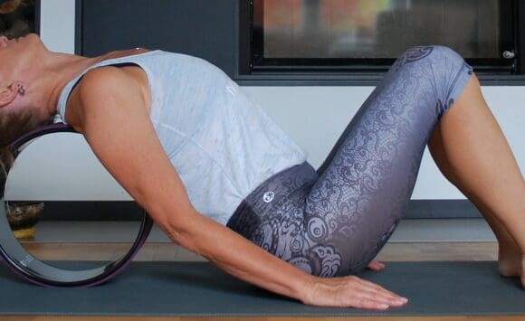 Full Body Flow mit Ilona – Beweglich und stark mit dem Yoga Wheel