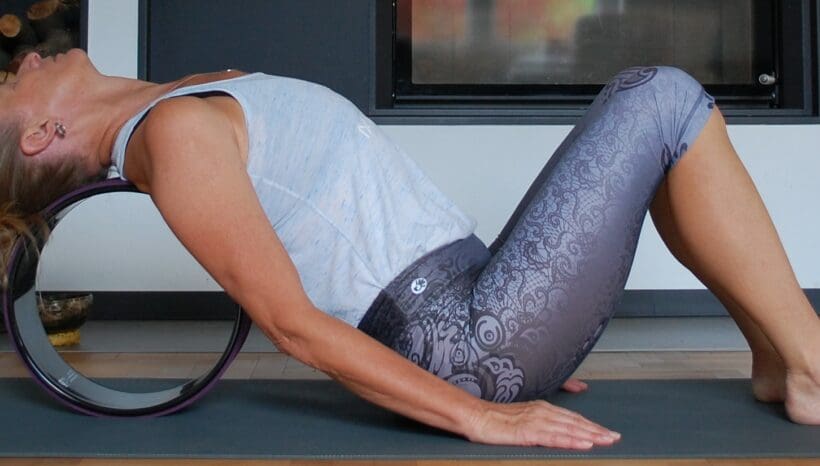 Full Body Flow mit Ilona – Beweglich und stark mit dem Yoga Wheel